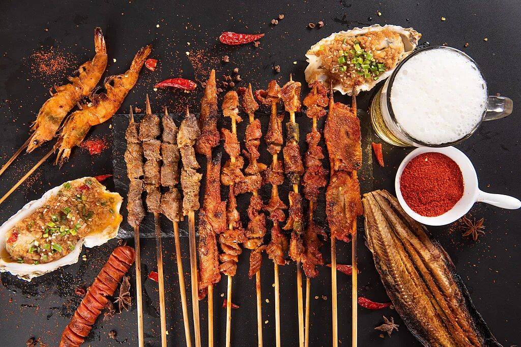 假期放纵饮食,32岁男子体内抽出“牛奶血”!紧急提醒