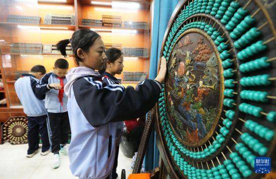 非遗珠算 指尖传承