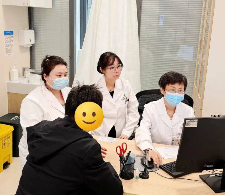 爱吃猪脚饭的注意了！深圳43岁男子被紧急送医抢救！